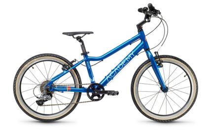 Academy Grade 4 20 Zoll Diamant 2025.01.jpg